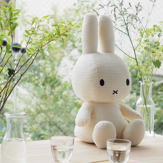 お部屋にさりげなく取り入れたい。大人可愛い【ミッフィーグッズ】