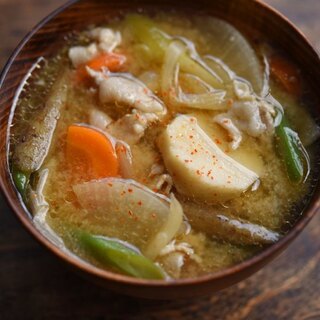 ごちそう続きの年末年始に向けて「食と暮らし」で早めの備えを始めましょう