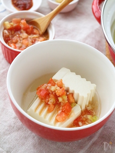 湯豆腐 をもっとおいしく 作り方のコツ 万能つけだれのレシピ集 キナリノ