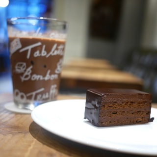 濃厚さとカカオの風味が絶品！都内で人気の「チョコレートケーキ」