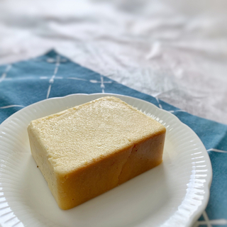 話題のトレンドスイーツ♪人気店の「チーズテリーヌ」特集