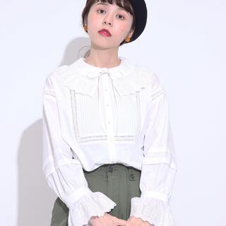 寒くても季節感を取り入れたい！上手に着こなす【真冬→春】のスイッチコーデ