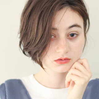 思い切ってカットするなら！大人の色香がただよう「ボブスタイル」はいかが？