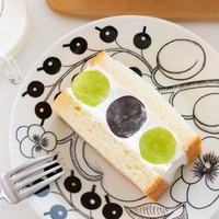 一度はチャレンジしてみたい フルーツサンド フラワーサンド の作り方 キナリノ