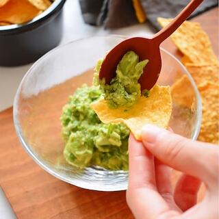 5分で簡単!「アボカドディップ」の作り方&人気レシピ