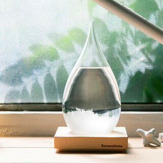 プレゼントにも◎日々の小さな変化を楽しむ【ストームグラス】