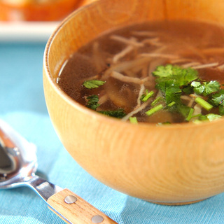 美容と健康を気遣う方に…手軽に作れる「ごぼうスープ」のレシピ