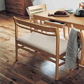 お部屋をぐっと上品に。スタイリッシュな「ベンチソファ」集めました