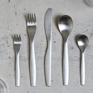 脇役なんて呼ばせない!食卓の主役になるお洒落な「カトラリー」