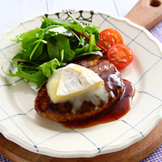 そのまま食べるだけじゃもったいない！「カマンベールチーズ」の奥深いレシピ