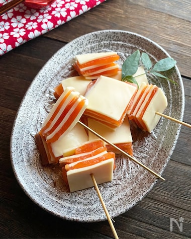 スモークサーモンの食べ方 活用レシピ クリームチーズとの相性ばっちり キナリノ