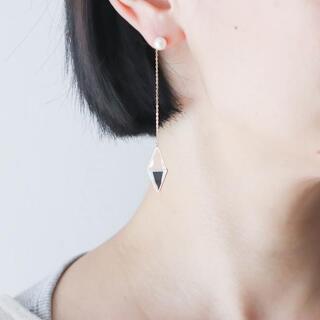 雨上がりのしずくのように。キラキラ揺らめく「アクセサリー」を身につけて