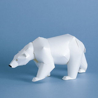 おうち時間にコツコツと「ペーパークラフト」でお部屋を飾ろう