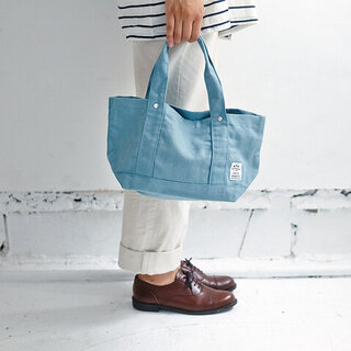 ちょっとそこまでのお出掛けに。気軽に使える「ワンマイルバッグ」