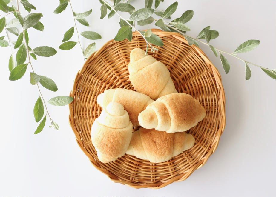 新品)ロールパン rollpan 自動かき混ぜ機能付き 韓国人気 コーラル色