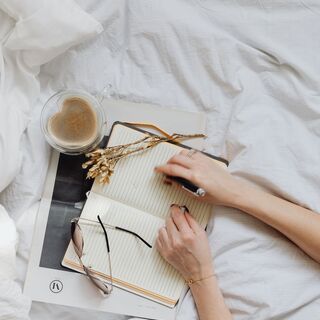 自分を見つめ直して楽になる。「書き出す」事で気持ちを整理しよう