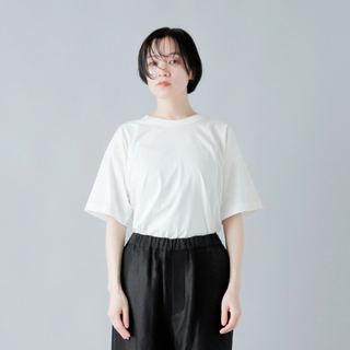 夏の定番！「白Tシャツ」選び方・洗い方・着こなし方