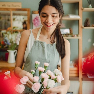 いつも笑顔なあの人は何が違うの？「幸せスキル」の高め方