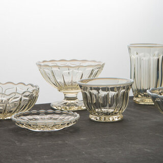 夏を楽しむ。清涼感あるガラスのテーブルウェア特集