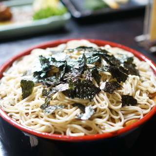 風味豊かでのど越し抜群。名店で味わう「江戸のざる蕎麦」