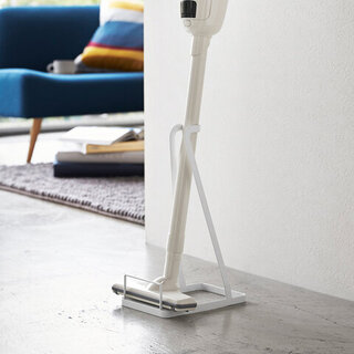 見せる？隠す？スマートな「掃除機収納」のアイデア＆おすすめアイテム