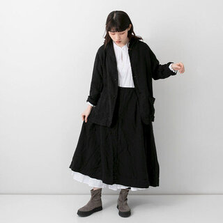 秋冬は「モノトーン」でスタイリッシュに。大人の白×黒コーデ帖