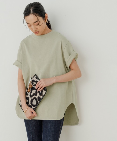 無地を選ぼう いつもの着こなしに彩をプラスする カラーtシャツコーデ キナリノ