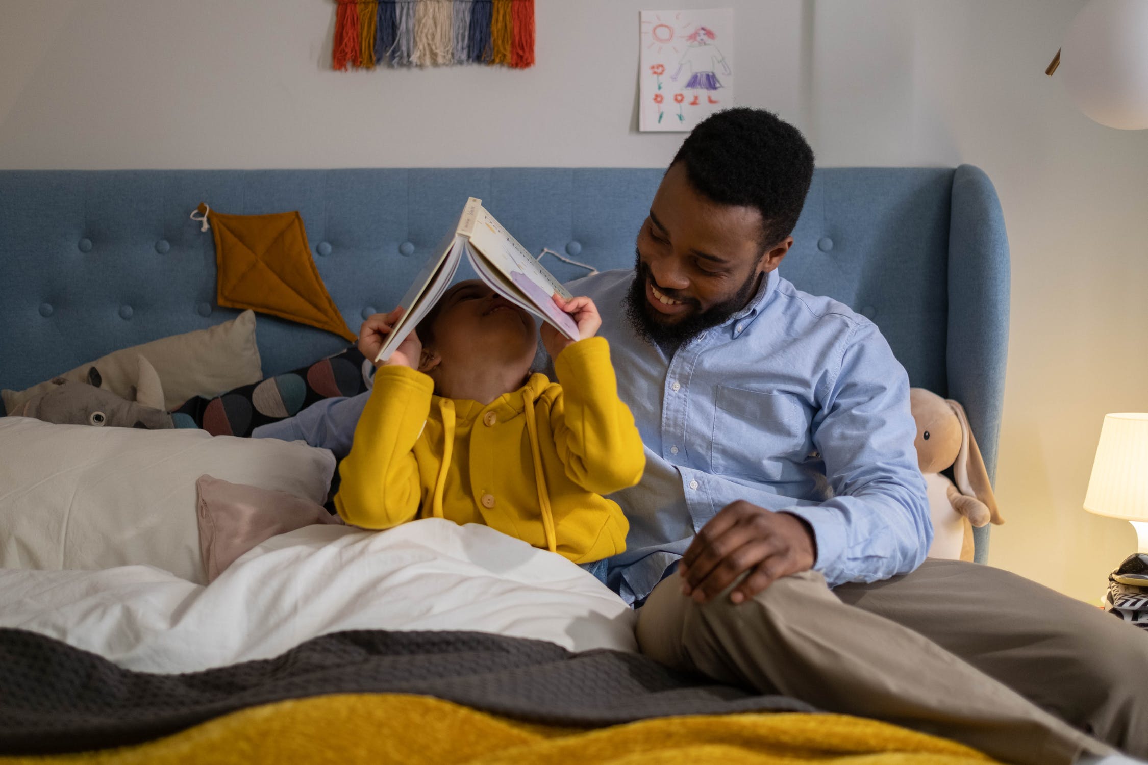 子どもが寝る前の読み聞かせに よい夢へと誘ってくれそうな絵本 12選 キナリノ