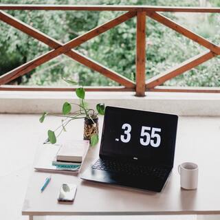 気の向くままに過ごしたいから。たまには「時計」を見ない1日を過ごそう