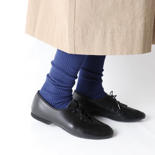 透け感ゼロ。ナチュラル派さんの【厚手カラータイツ】特集