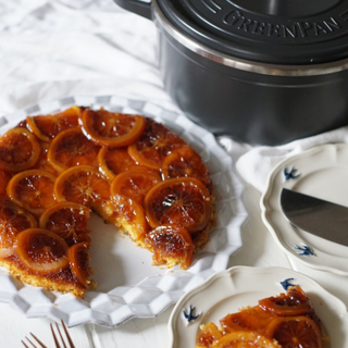 焼きっぱなしで簡単！華やか「アップサイドダウンケーキ」レシピ