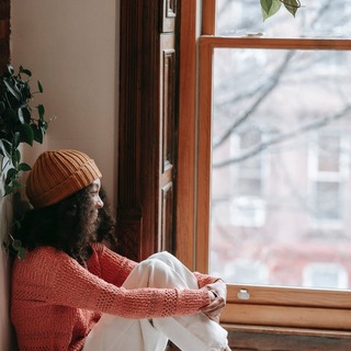 ひんやり冷たい足先に。巡りをよくするおすすめヨガ＆冷えないカラダをつくるヒント