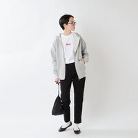 白パーカー はシンプルコーデの味方 お手本コーデとおすすめ5選 キナリノ 白パーカー はシンプルコーデの味方 お手本コーデとおすすめ5選 キナリノ