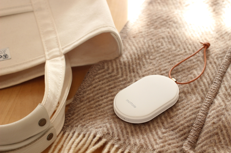 買ってよかった!「充電式カイロ」で冬もポカポカ | キナリノのアイキャッチ画像