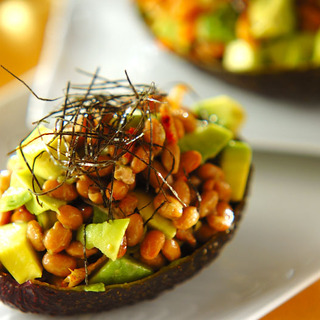 やみつきの美味しさ！「アボカド納豆」人気レシピ19選