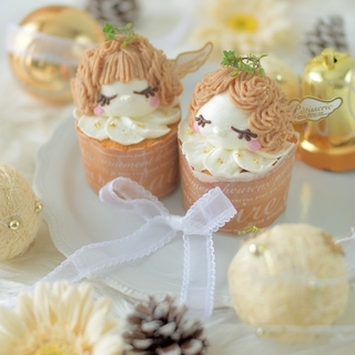ツリーに飾りたくなちゃう＊素敵な「クリスマスカップケーキ」のレシピ