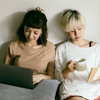 ゆるくラクに楽しめる。キナリノ読者におすすめの「ポッドキャスト」7選