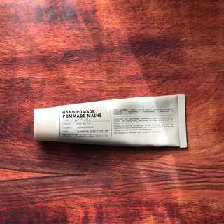 眠る前の幸せ。濃密ヒノキのハンドクリーム