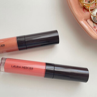 上品レディな気分でつける、大人のリップグロス