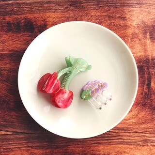 かわいいが詰まった
フルーツのヘアクリップ