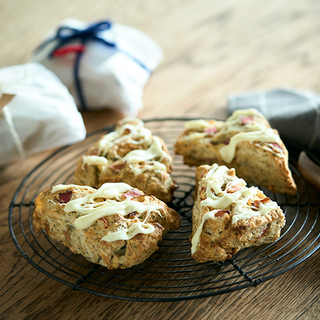 手作りお菓子をぐっと格上げ。 「よつ葉バター」で本格バレンタイン