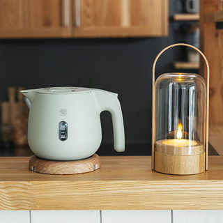 ちょうどいい量でコンパクト◎キッチンになじむ電気ケトル