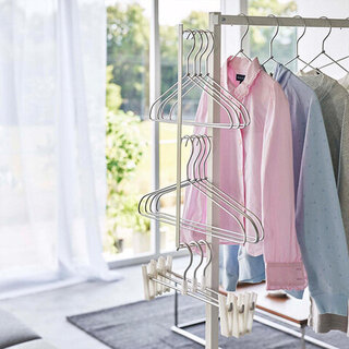 『室内物干し』おすすめ24選。使いやすくておしゃれな洗濯物干しはこれ!