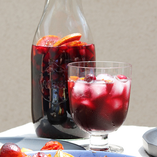 「サングリア」の作り方＆人気レシピ｜ワインやフルーツ、スパイスで簡単！