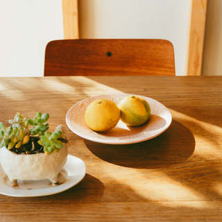 “よしざわ沼”にハマる！一年を締めくくるお皿の話 ―イロドリ 迫口摩季さん