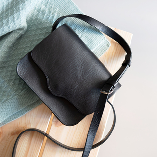 ミニマム派が選んだ、一生ものバッグの話 ―ama 大田愛さん