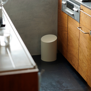 「隠したい」から「置きたい」に変わるゴミ箱の話 ―SAVA!STORE 新山直広さん