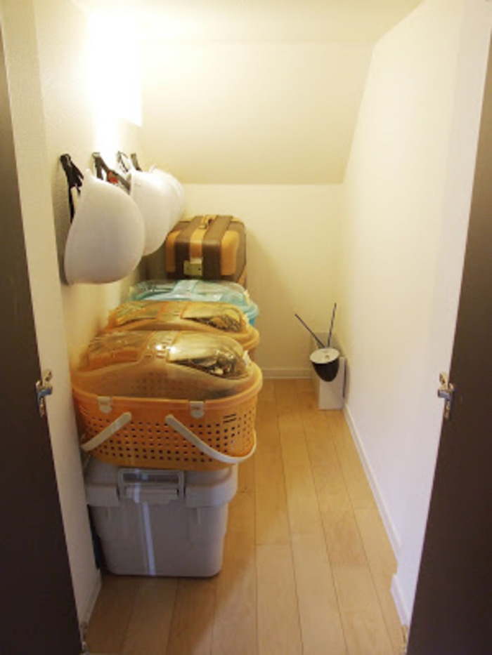 なんにもない」おウチに住む、「ゆるりまい」さんのこだわり家具＆道具 