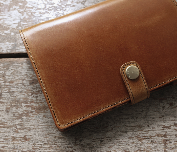 れん【Acru/アクリュ】ハンドメイド革ショルダーカメラバッグカフェオレ色 れん様専用【Acru/アクリュ】ハンドメイド革ショルダーカメラ