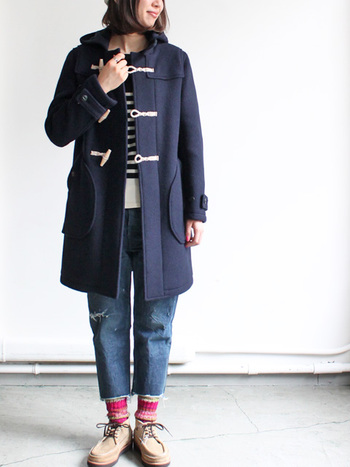 定番アウターをお洒落に 自分らしく ダッフルコート の着こなし術 キナリノ